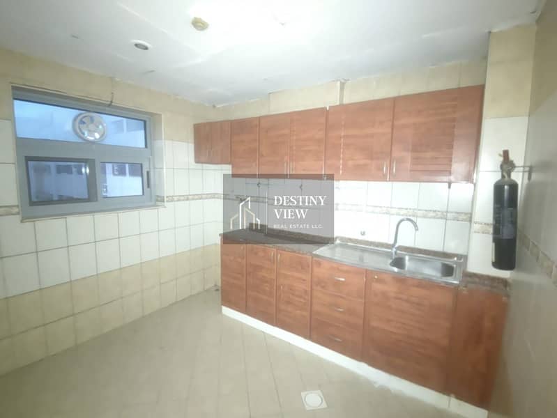 Luxury 1bhk near to park and bus station