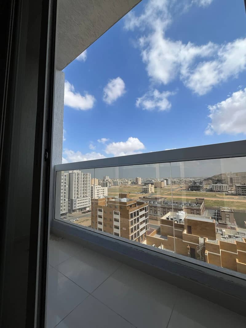 One bedroom apartment with a living room two bathrooms first tenant large space master bedroom with a full open view at the best price with beautiful