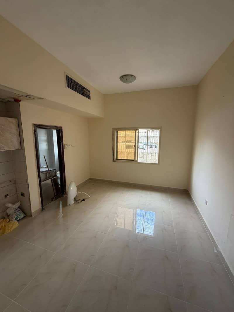 Studio Apartment for Annual Rent in Al Nuaimiya 2, Ajman 18,000 AED in 6 installments Ground Floor, Al Nuaimiya 2, near Kuwait Street Central Air Con