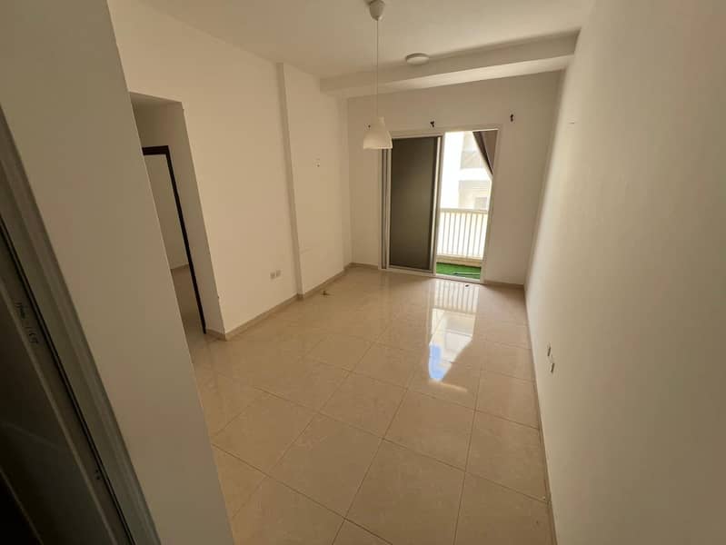 Hot Deal in Al Alia – 1BHK with 2 Bathrooms for AED 30,000! 1 Bedroom + Hall + 2 Bathrooms + Balcony
