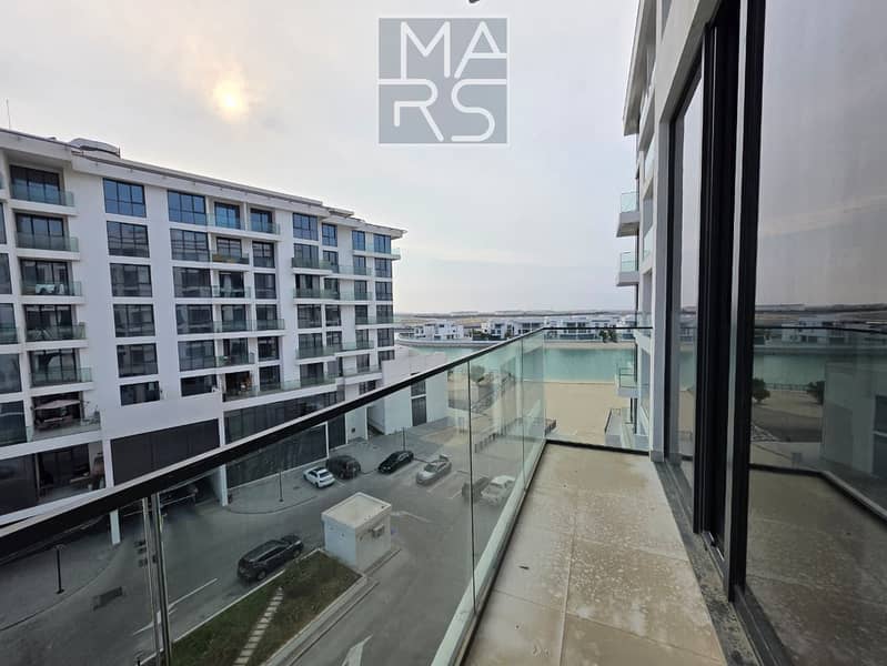 BRAND NEW STUDIO WITH BIG BALCONY-HOT OFFER