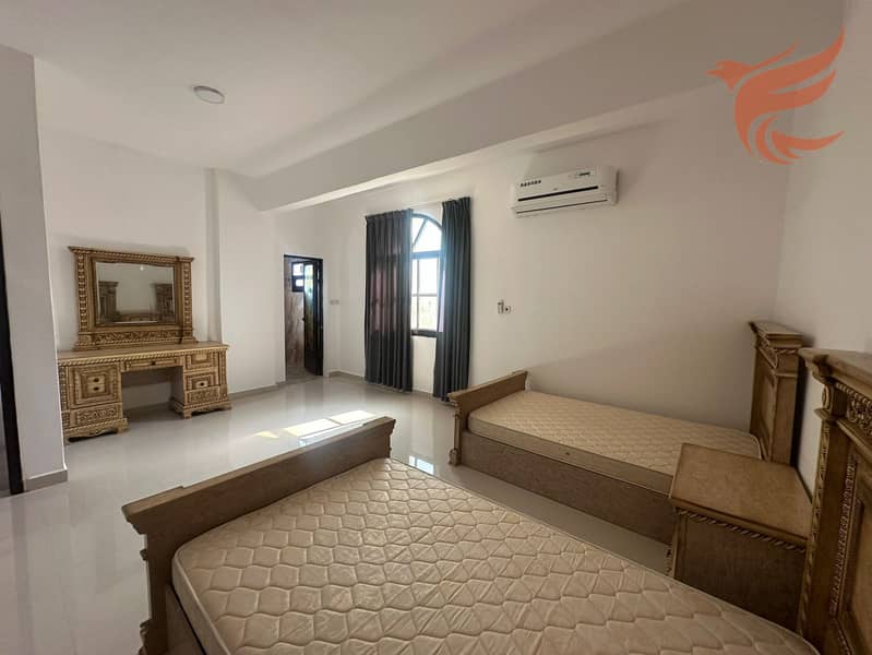amazing apartmnt 2bhk for rent living area 2 master room