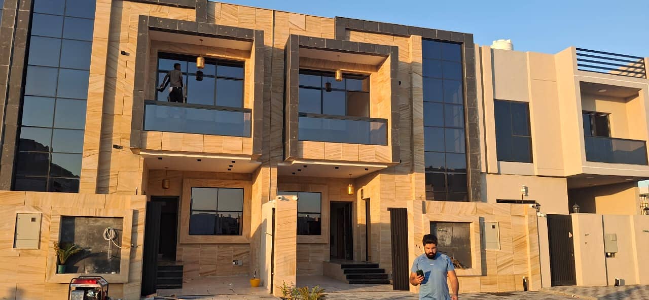 Townhouse _ Al Hailou 2 _ 5 Master Bedrooms + 7 Bathrooms + Majlis + Salon + Large Kitchen _ 4 Payments