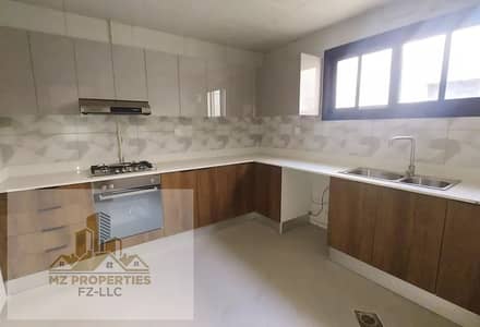 3 Bedroom Apartment for Rent in Al Qasimia, Sharjah - a9309f14-7de8-4b76-909c-437db7b6bdd5. jpg 3 Bedroom Apartment for Rent in Al Qasimia, Sharjah - a9309f14-7de8-4b76-909c-437db7b6bdd5. jpg