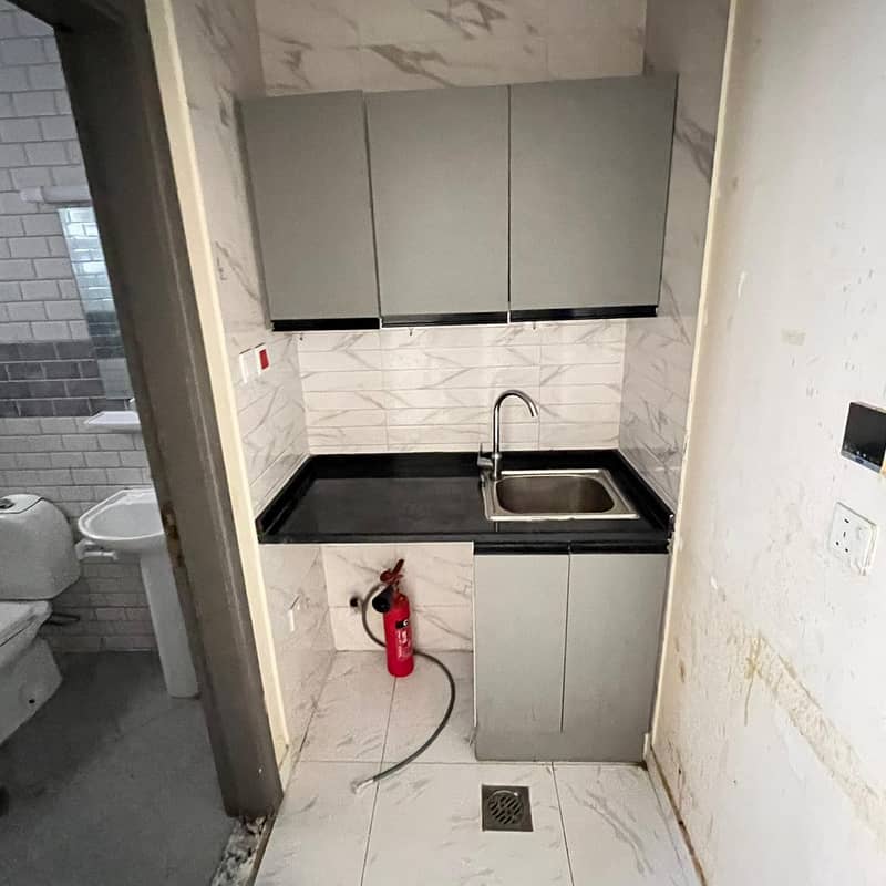 Annual Rent – Studio in Al Jurf 3, Ajman