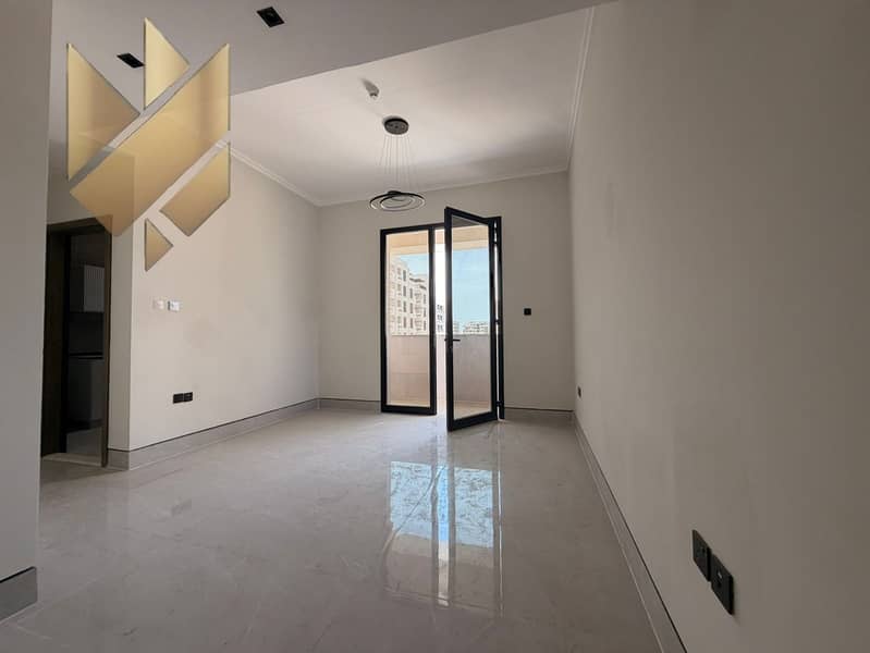 Master bedroom - 2 balconies - open view - first occupancy - prime location - superb finishing