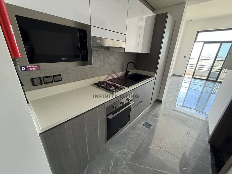 Chiller Free | Semi-Furnished | Ready to Move