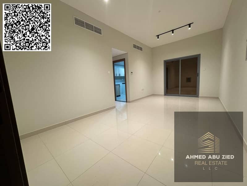 Luxury 2 Bedroom Apartment in Al Naeemia 1 Ajman – First Tenant, Master Room, Balcony, Central AC, Near Al Hikma School, 4/6 Cheques