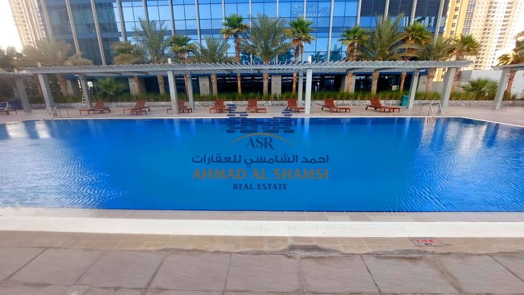 Luxurious 3 BHK with maid room || 2 parking free || Balcony and wardrobe|| All amenities available