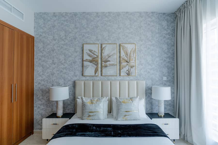 25 main bedroom1. jpg