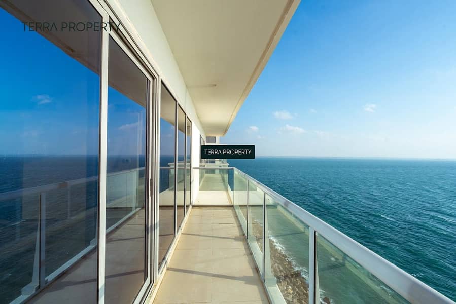 Move in Now! Captivating Full Sea View Home