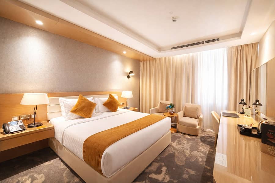 Hotel Room | No Kitchen | Prime Location