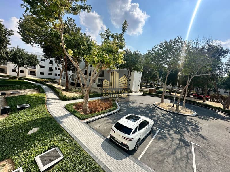 Spacious 2 Bedroom || With Balcony || Near Metro Station