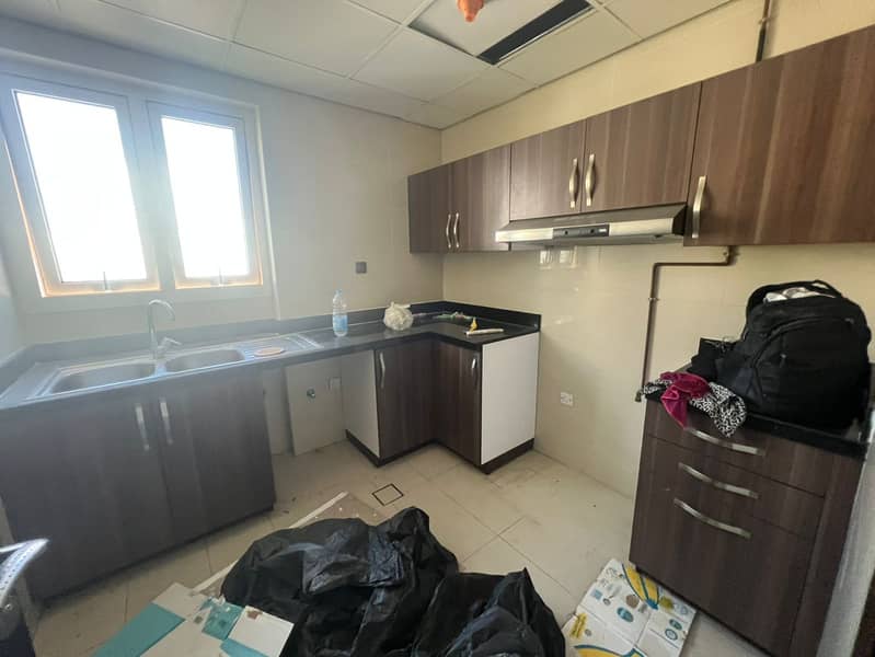 Second tenant 2BR hall hotel finish free parking gym pool spacious open ...