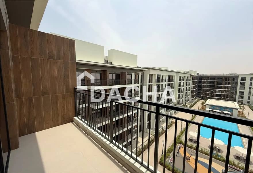 Pool View | Mid Floor | Vacant in December Pool View | Mid Floor | Vacant in December