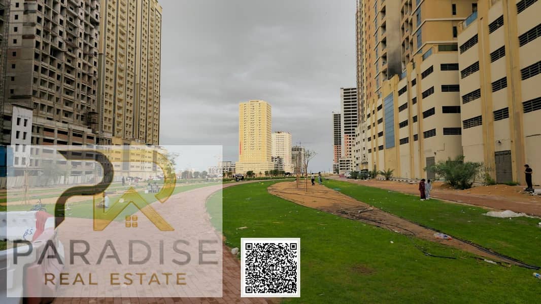 On Sheikh MBZ Road (E311) | Community Park Facing | 1+Study with Parking | 981 sqft