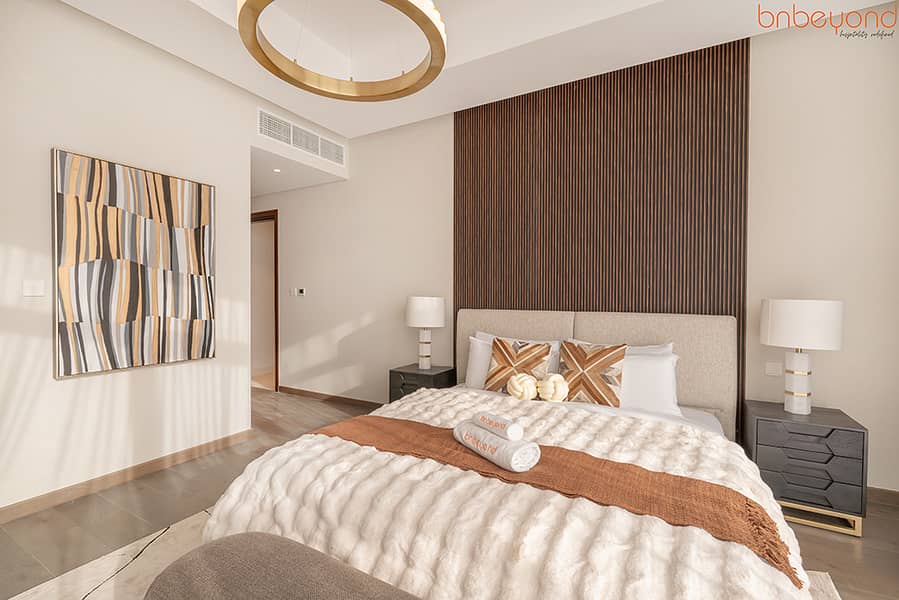 Luxury 2BR | Canal & Skyline Views | Imperial Avenue | Downtown Dubai | Fully Furnished | Bills Included - Image 4