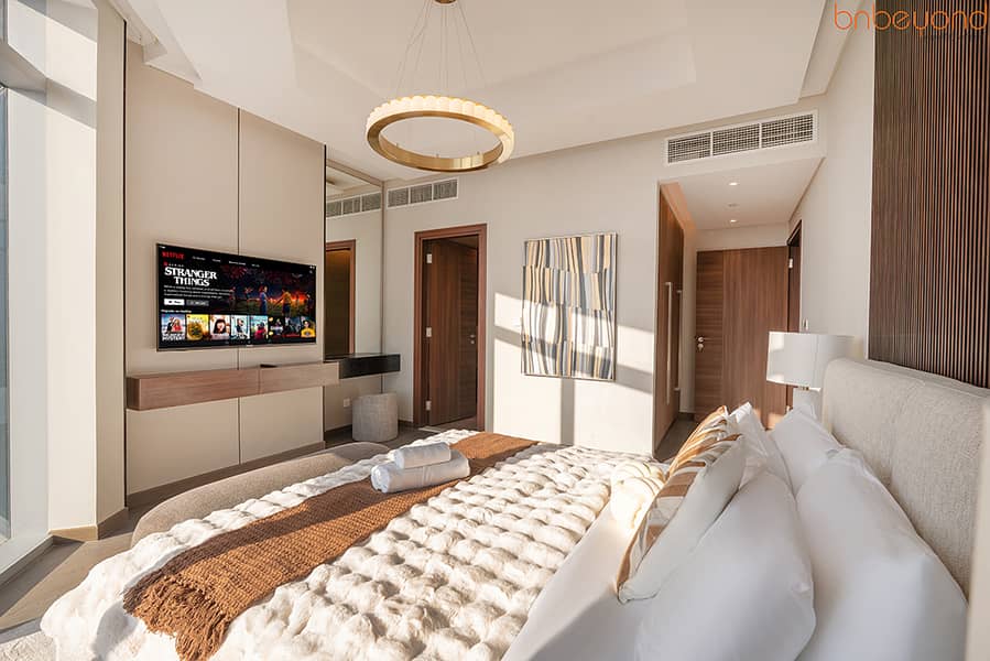 Luxury 2BR | Canal & Skyline Views | Imperial Avenue | Downtown Dubai | Fully Furnished | Bills Included - Image 5