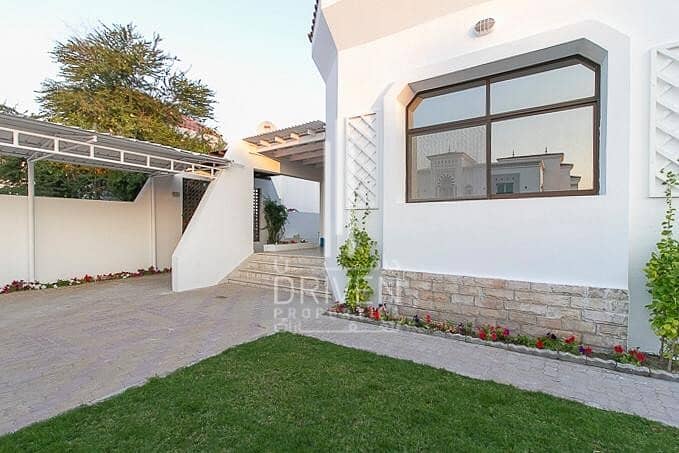 Cozy 3 Bed Villa |Fully Upgraded | Close To The Water Canal