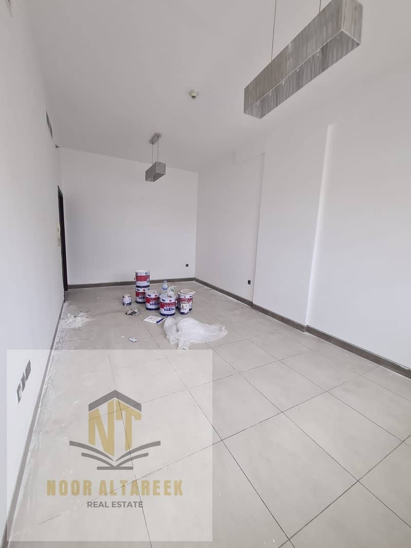Apartment for rent in Sharjah – Umm Al Tarfa A distinctive apartment in a vibrant location, ideal for living and offering all essential services. Ap
