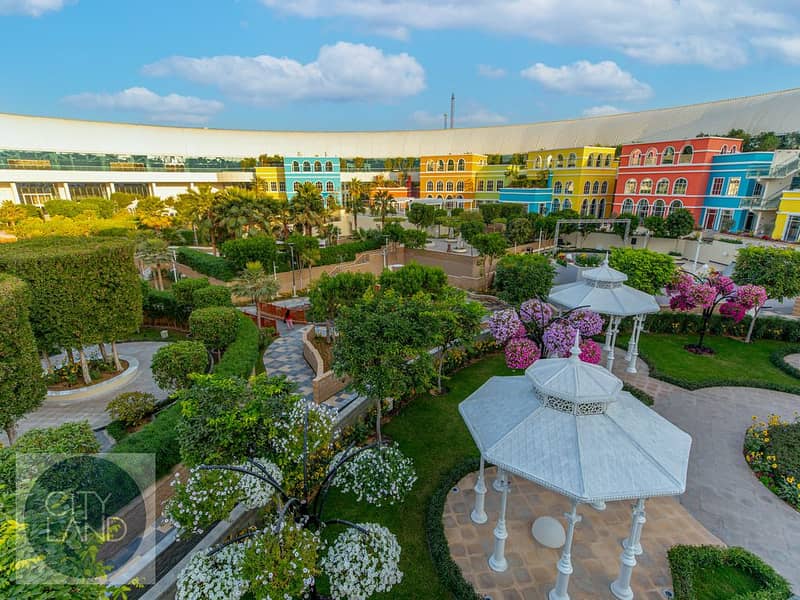 17 Garden-72. jpg