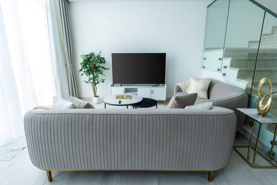 6 sitting area . jpg