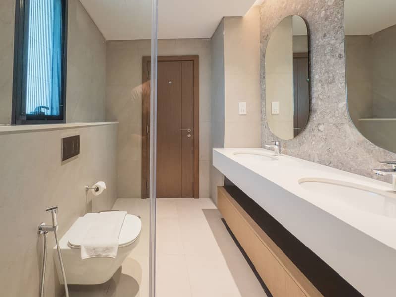 31 second bathroom . jpg