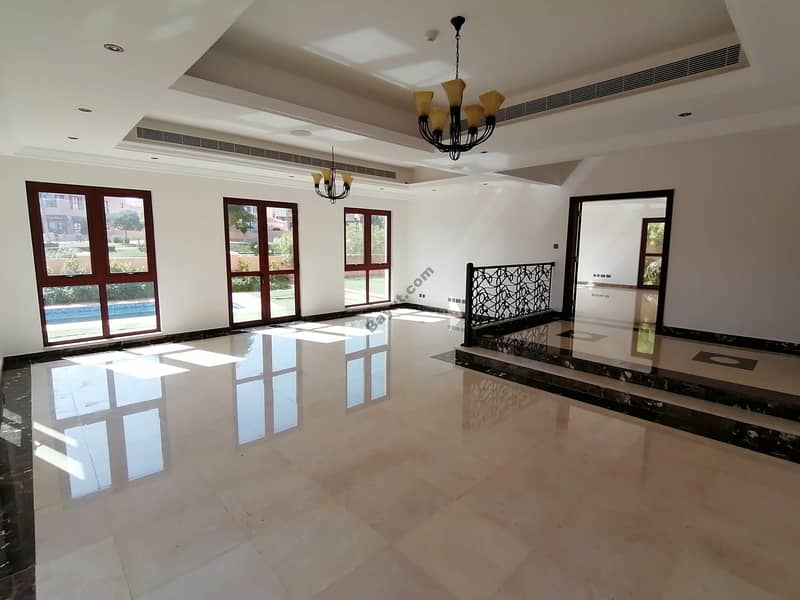Large Lake facing 4 Bed villa with pool for sale Large Lake facing 4 Bed villa with pool for sale