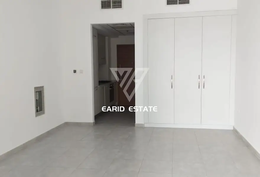 Brand New / open View / Vacant