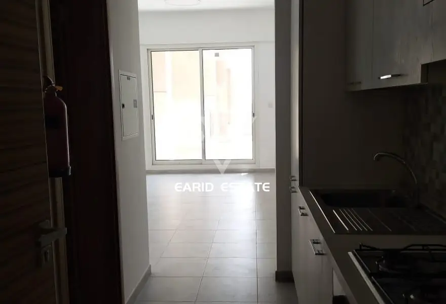 Brand New / open View / Vacant