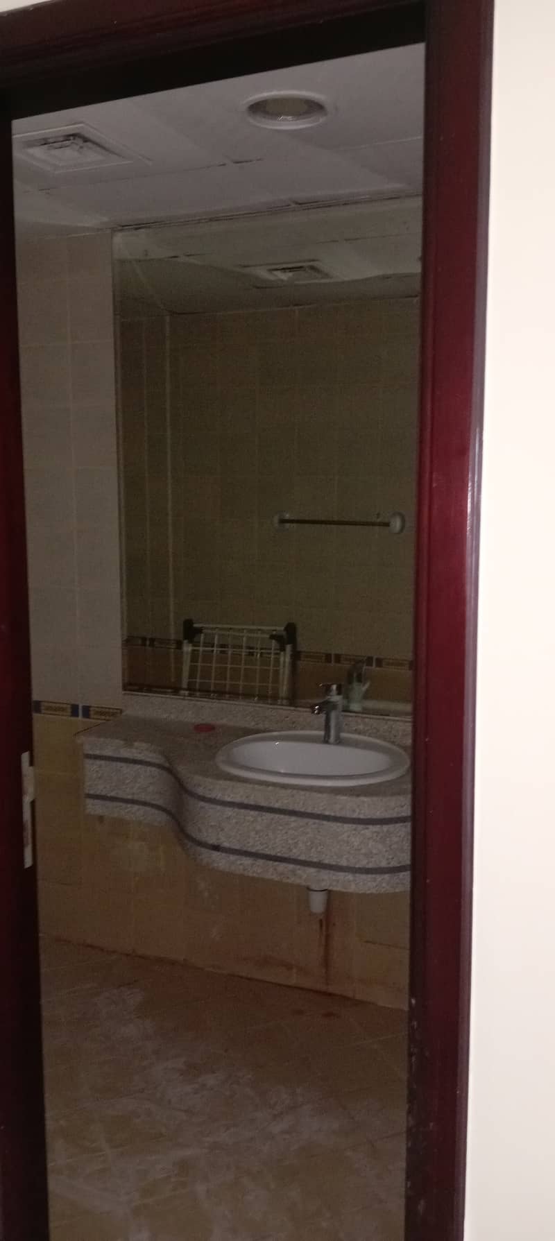 11 1000336191. jpg