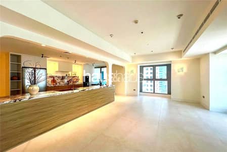 3 Bedroom Apartment for Rent in Dubai Marina, Dubai - Fully Upgraded | 3Bed + Maids | Full Sea View