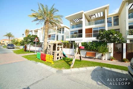 Erantis Townhouse | Four Bed | Exclusive Erantis Townhouse | Four Bed | Exclusive
