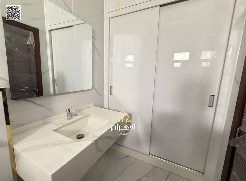 Carson Tower C — High Floor 1BR | Golf Course View