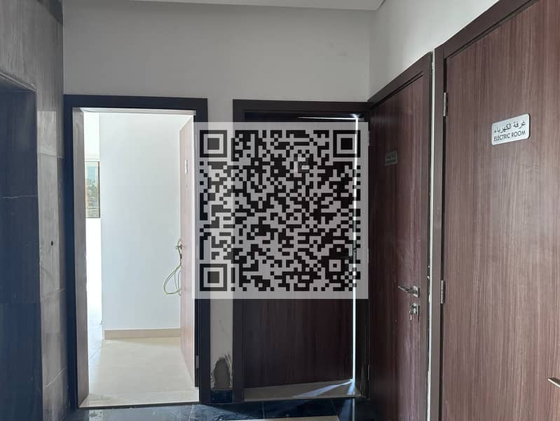 14 049d7f27-a4ac-453a-8ec9-88eedad1b2d1. jpg