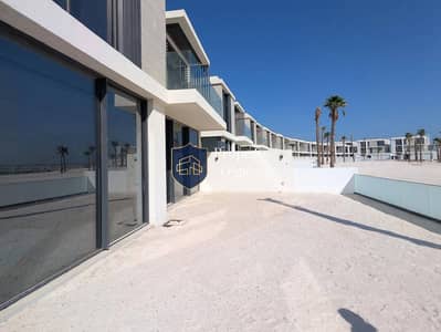 4 Bedroom Villa for Sale in Al Marjan Island, Ras Al Khaimah - Beach view | Brand New | Front Row