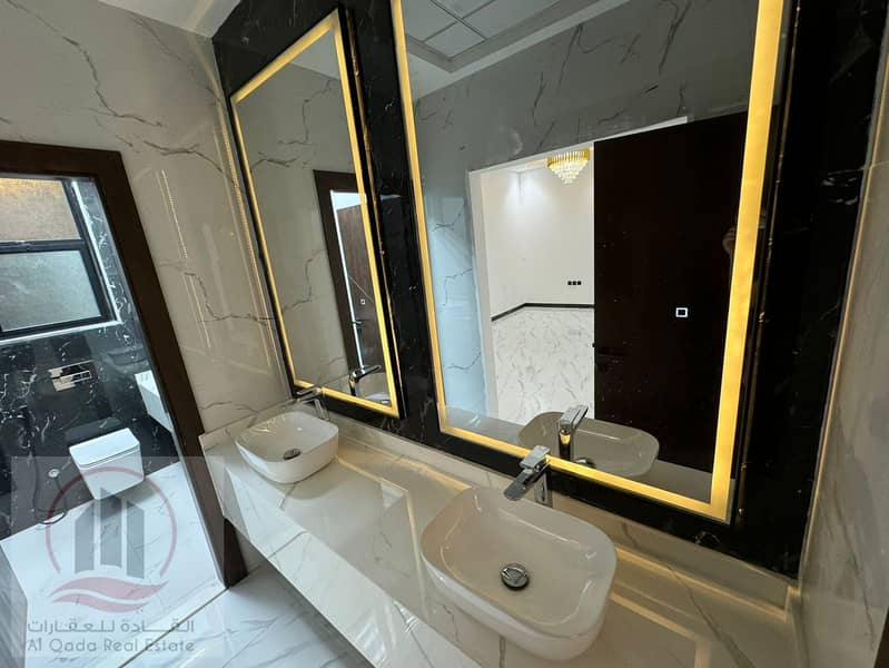 5 WhatsApp Image 2025-02-06 at 11.04. 35 PM (2). jpeg