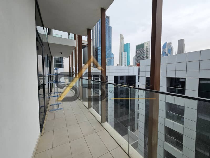 Spacious 2 Bedroom | 5 Min World Trade Metro | All Amenities | 120k