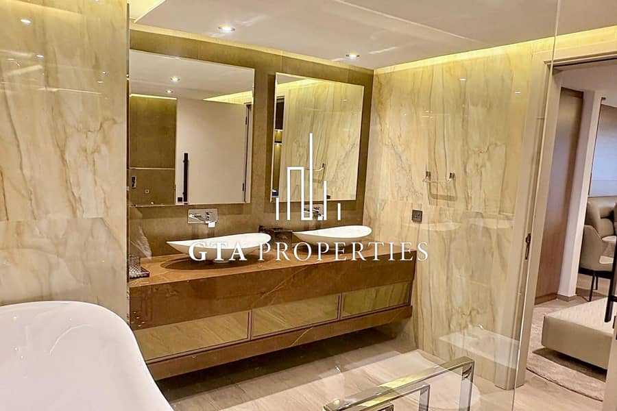 Reduced Price | Corner Unit | VOT - 23