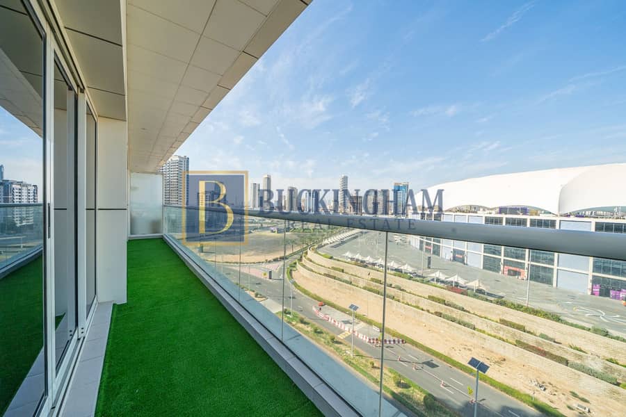 Upgraded 2BHK | Fully Furnished | Corner Balcony