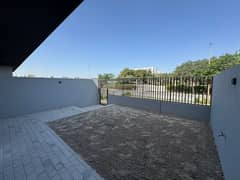 تاون هاوس في مدن الرنيم 4،مدن الرنيم،مدن 3 غرف 180000 درهم - 14768210