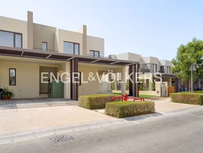 4 habitaciones Townhouse para en Alquiler en Dubai South, Dubai - Casa adosada en Dubai South,Emaar South,Expo Golf Villas,Expo Golf Villas 1 (Parkside 1), 4 dormitorios, 170000 AED - 14770664 4 habitaciones Townhouse para en Alquiler en Dubai South, Dubai - Casa adosada en Dubai South,Emaar South,Expo Golf Villas,Expo Golf Villas 1 (Parkside 1), 4 dormitorios, 170000 AED - 14770664