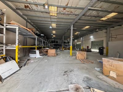 Warehouse in Affitto a Industrial Area, Sharjah - c898dd9d-57fe-4f01-9a9c-102c12ff848a. jpg