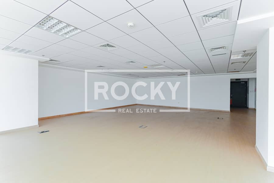 8 JLT - Mazaya BB1 - Office-3763. jpg