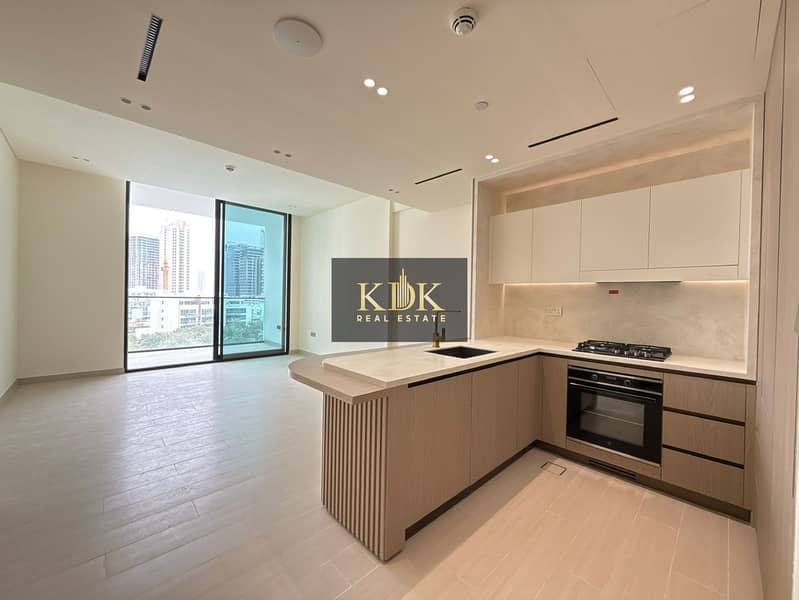 Pool View | Unfurnished | Ready to Move