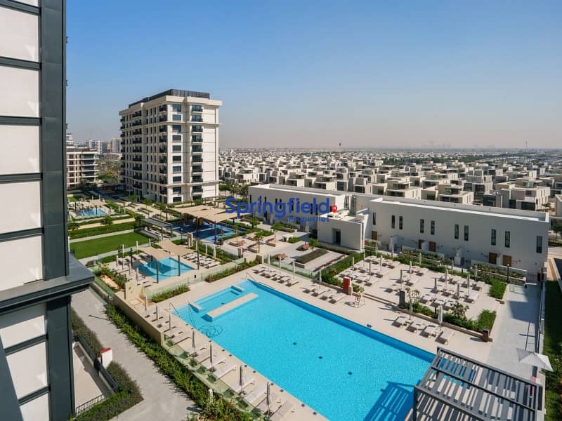Ready to Transfer | Corner Unit | Pool View Ready to Transfer | Corner Unit | Pool View