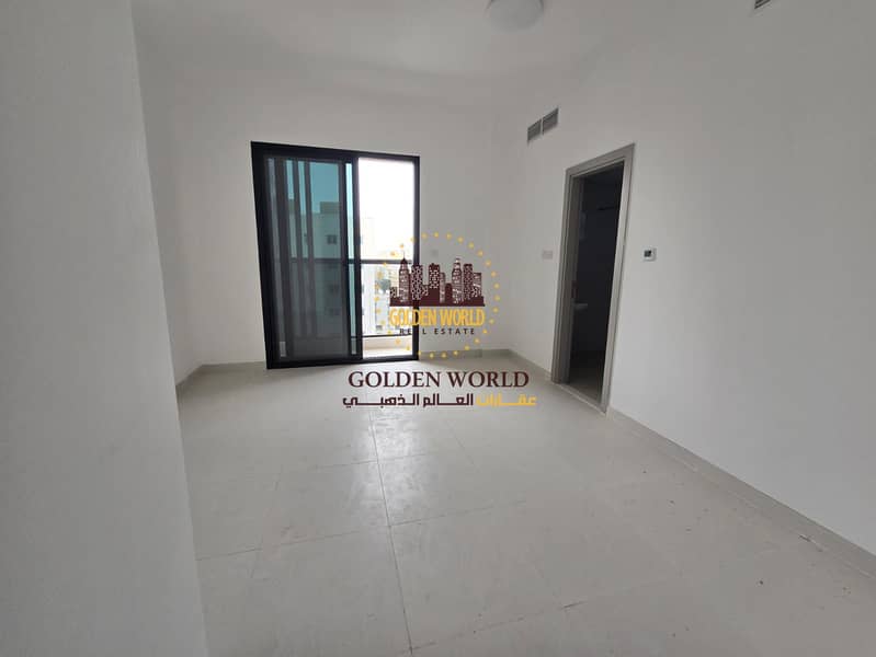 2-bedroom apartment in Al Qasimia, Sharjah. New building, first tenant, 3 bathrooms, balcony, parking, full sea view, energy-saving AC. Rent AED 51,00