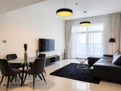 شقة بغرفة نوم واحدة | مفروشة | شرفة | إطلالات على وسط المدينة والجولف