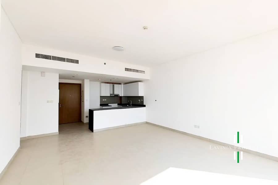 VACANT HIGH-FLOOR ELEGANT 1 BHK APARTMENT