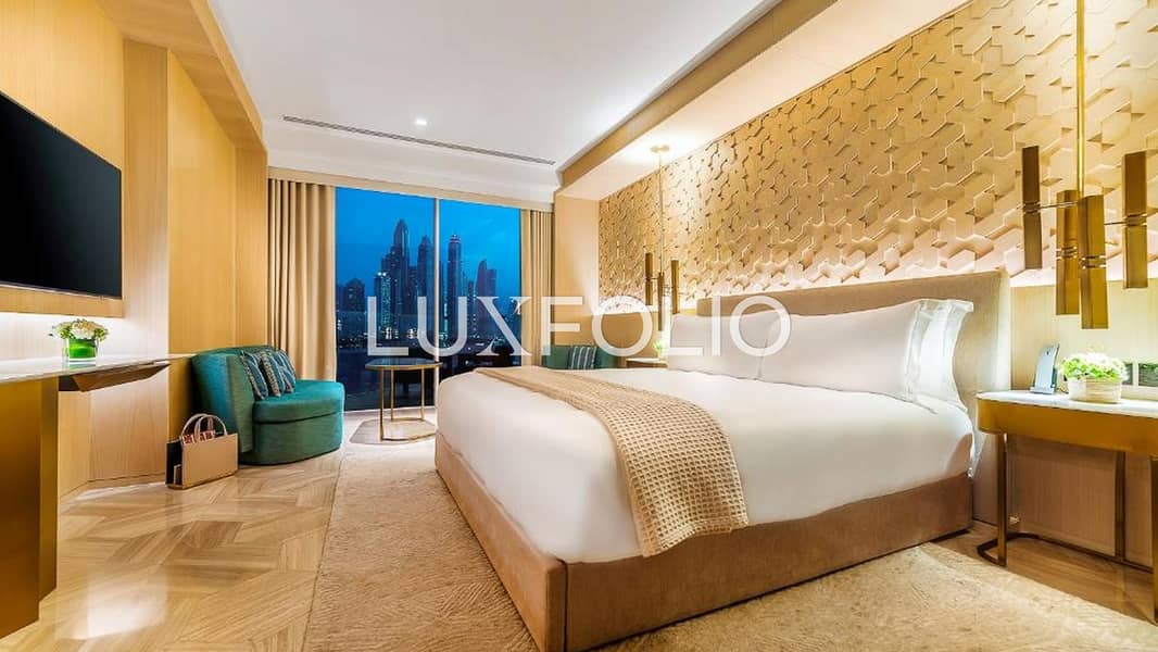 Luxury 1BR Hotel Room · Private Beach · FIVE Palm — image 3